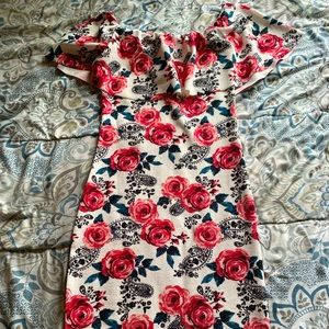 Floral Off Shoulder Midi Dress, Almost Famous, size Small